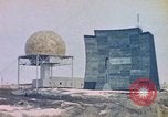 Image de défense aérienne basée au sol warning radar United States USA, 1962, de la seconde 21 séquences d'archives historiques vidéo 65675044163