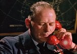 Standbild NORAD Raketenabwehrsimulation im Kalten Krieg United States USA, 1962, aus Sekunde 41 historischem Filmmaterial Videoclip 65675044166