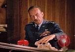 Standbild NORAD Raketenabwehrsimulation im Kalten Krieg United States USA, 1962, aus Sekunde 52 historischem Filmmaterial Videoclip 65675044166