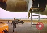 Standbild B-52 Start United States USA, 1962, aus Sekunde 16 historischem Filmmaterial Videoclip 65675044167
