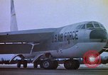 Standbild B-52 Start United States USA, 1962, aus Sekunde 37 historischem Filmmaterial Videoclip 65675044167