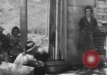 Standbild Große Depression Relief United States USA, 1933, aus Sekunde 34 historischem Filmmaterial Videoclip 65675044177