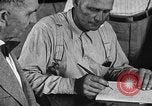Standbild Große Depression Relief United States USA, 1933, aus Sekunde 54 historischem Filmmaterial Videoclip 65675044177