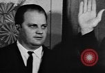 Standbild Bürgermeister Stokes ernennt General Davis Cleveland Ohio USA, 1970, aus Sekunde 58 historischem Filmmaterial Videoclip 65675044197