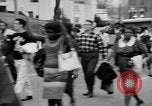 Image Selma à Montgomery mars avec Harry Belafonte et Sammy Davis Jr Montgomery Alabama USA, 1965, de la seconde 50 séquences d'archives historiques vidéo 65675044203