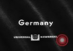 Immagine di Designer tedesco Germania, 1964, secondo 6 filmato di repertorio 65675044216