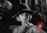 Immagine di Designer tedesco Germania, 1964, secondo 22 filmato di repertorio 65675044216