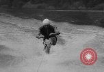 Immagine di Sci d'acqua campionato Germania, 1964, secondo 46 filmato di repertorio 65675044218