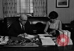 Immagine di Edwin E Willis Washington DC USA, 1966, secondo 48 filmato di repertorio 65675044223