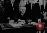 Immagine di Il presidente Lyndon B Johnson Washington DC USA, 1966, secondo 30 filmato di repertorio 65675044226