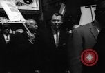 Immagine di I diritti civili manifestazione contro FW Woolworth memorizza New York City USA, 1962, secondo 47 filmato di repertorio 65675044239