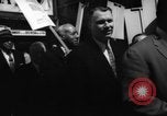 Immagine di I diritti civili manifestazione contro FW Woolworth memorizza New York City USA, 1962, secondo 49 filmato di repertorio 65675044239