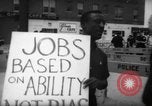 Immagine di I dimostranti New York City USA, 1962, secondo 3 filmato di repertorio 65675044240