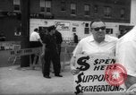 Immagine di I dimostranti New York City USA, 1962, secondo 14 filmato di repertorio 65675044240