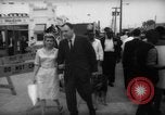 Immagine di I dimostranti New York City USA, 1962, secondo 17 filmato di repertorio 65675044240