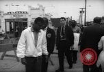 Immagine di I dimostranti New York City USA, 1962, secondo 22 filmato di repertorio 65675044240