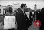 Immagine di I dimostranti New York City USA, 1962, secondo 26 filmato di repertorio 65675044240