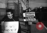 Immagine di I sostenitori delle scuole integrate United States USA, 1962, secondo 6 filmato di repertorio 65675044241