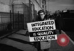 Immagine di I sostenitori delle scuole integrate United States USA, 1962, secondo 7 filmato di repertorio 65675044241