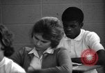 Immagine di Integrato di alta classe della scuola United States USA, 1962, secondo 24 filmato di repertorio 65675044243