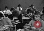 Immagine di Integrato di alta classe della scuola United States USA, 1962, secondo 36 filmato di repertorio 65675044243