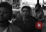 Immagine di Gli afroamericani picket una caffetteria di New York City New York City USA, 1962, secondo 32 filmato di repertorio 65675044244