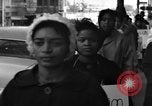 Immagine di Gli afroamericani picket una caffetteria di New York City New York City USA, 1962, secondo 33 filmato di repertorio 65675044244