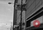 Immagine di Gli afroamericani picket una caffetteria di New York City New York City USA, 1962, secondo 47 filmato di repertorio 65675044244