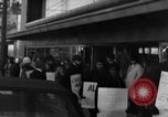 Immagine di Gli afroamericani picket una caffetteria di New York City New York City USA, 1962, secondo 49 filmato di repertorio 65675044244