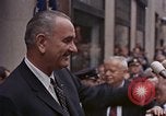 Image Le Président Lyndon B Johnson New York City USA, 1964, de la seconde 9 séquences d'archives historiques vidéo 65675044254