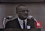 Immagine di Il presidente Lyndon B Johnson United States USA, 1964, secondo 17 filmato di repertorio 65675044256
