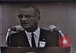 Immagine di Il presidente Lyndon B Johnson United States USA, 1964, secondo 36 filmato di repertorio 65675044256