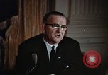 Immagine di Il presidente Lyndon B Johnson Washington DC USA, 1964, secondo 56 filmato di repertorio 65675044259