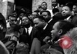 Standbild Martin Luther King Jr Selma Alabama USA, 1965, aus Sekunde 25 historischem Filmmaterial Videoclip 65675044293