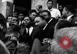 Standbild Martin Luther King Jr Selma Alabama USA, 1965, aus Sekunde 29 historischem Filmmaterial Videoclip 65675044293