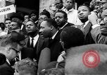 Standbild Martin Luther King Jr Selma Alabama USA, 1965, aus Sekunde 45 historischem Filmmaterial Videoclip 65675044293