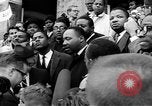 Standbild Martin Luther King Jr Selma Alabama USA, 1965, aus Sekunde 46 historischem Filmmaterial Videoclip 65675044293