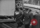 Standbild Adolf Hitler mit Hermann Göring Warschau Polen, 1939, aus Sekunde 4 historischem Filmmaterial Videoclip 65675044317