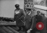 Standbild Adolf Hitler mit Hermann Göring Warschau Polen, 1939, aus Sekunde 5 historischem Filmmaterial Videoclip 65675044317