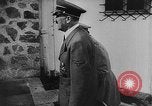 Standbild Adolf Hitler mit Hermann Göring Warschau Polen, 1939, aus Sekunde 8 historischem Filmmaterial Videoclip 65675044317