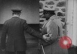 Standbild Adolf Hitler mit Hermann Göring Warschau Polen, 1939, aus Sekunde 10 historischem Filmmaterial Videoclip 65675044317
