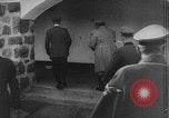 Standbild Adolf Hitler mit Hermann Göring Warschau Polen, 1939, aus Sekunde 14 historischem Filmmaterial Videoclip 65675044317