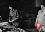 Standbild Adolf Hitler mit Hermann Göring Warschau Polen, 1939, aus Sekunde 28 historischem Filmmaterial Videoclip 65675044317