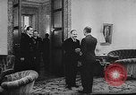 Standbild Adolf Hitler mit Hermann Göring Warschau Polen, 1939, aus Sekunde 46 historischem Filmmaterial Videoclip 65675044317