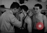 Standbild US Army recruitment Center Zweiten Weltkrieg New York United States USA, 1940, aus Sekunde 15 historischem Filmmaterial Videoclip 65675044344