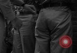 Standbild US Army recruitment Center Zweiten Weltkrieg New York United States USA, 1940, aus Sekunde 33 historischem Filmmaterial Videoclip 65675044344