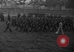 Standbild US Army recruitment Center Zweiten Weltkrieg New York United States USA, 1940, aus Sekunde 41 historischem Filmmaterial Videoclip 65675044344