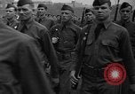Standbild US Army recruitment Center Zweiten Weltkrieg New York United States USA, 1940, aus Sekunde 45 historischem Filmmaterial Videoclip 65675044344