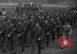 Standbild US Army recruitment Center Zweiten Weltkrieg New York United States USA, 1940, aus Sekunde 49 historischem Filmmaterial Videoclip 65675044344