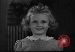 Standbild Schulmädchen Modell Kleidung New York United States USA, 1940, aus Sekunde 10 historischem Filmmaterial Videoclip 65675044346